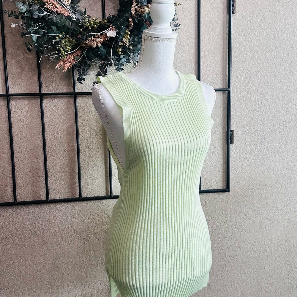 Topshop Green Ribbed Fitted Tank Top - Picture 2 of 11